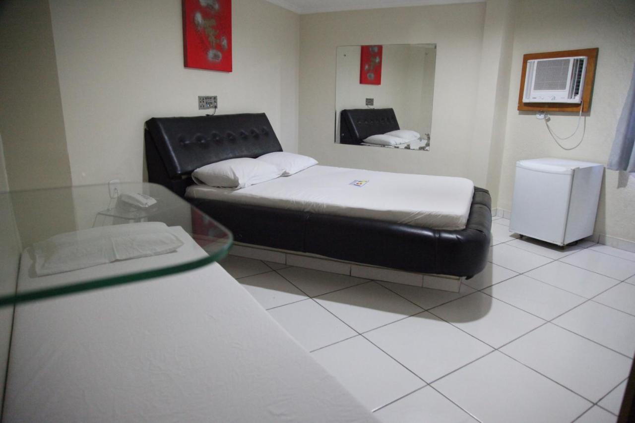 Hotel Piramide - Iguatemi Salvador Esterno foto
